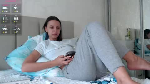 Alisa online show from June 3, 2026, 5:32 am