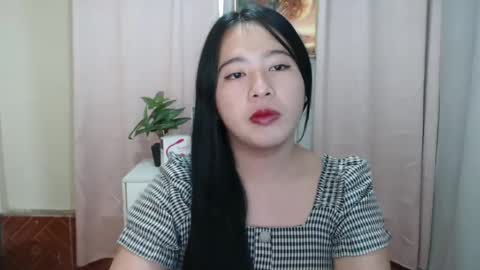 cutie_asianwoman online show from December 13, 2024, 4:05 pm