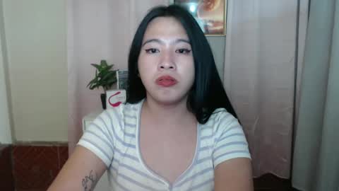 cutie_asianwoman online show from January 8, 2025, 10:06 pm