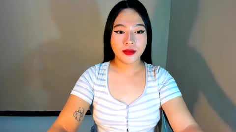 cutie_asianwoman online show from February 16, 2025, 7:16 pm