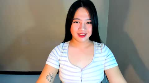 cutie_asianwoman online show from February 17, 2025, 7:10 pm