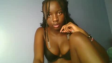 Snapshot of cutie_choco chatting on November 23, 2025, 1:33 pm cutie_choco online show from November 23, 2025, 1:33 pm