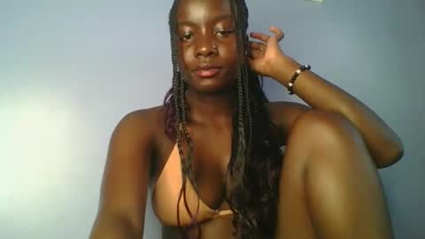 Snapshot of cutie_choco chatting on January 6, 2026, 1:15 pm cutie_choco online show from January 6, 2026, 1:15 pm
