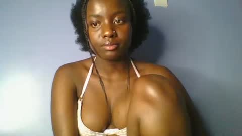 Snapshot of cutie_choco chatting on April 2, 2026, 7:33 pm cutie_choco online show from April 2, 2026, 7:33 pm