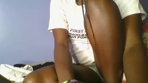 Snapshot of cutie_choco chatting on April 7, 2026, 1:06 am cutie_choco online show from April 7, 2026, 1:06 am