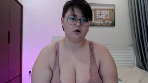 Sophie  Lilith online show from September 14, 2025, 2:27 pm