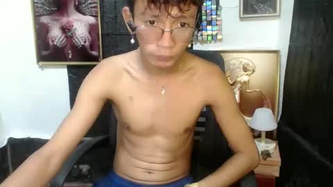 Snapshot of cutie_mico chatting on February 5, 2025, 8:43 am cutie_mico online show from February 5, 2025, 8:43 am