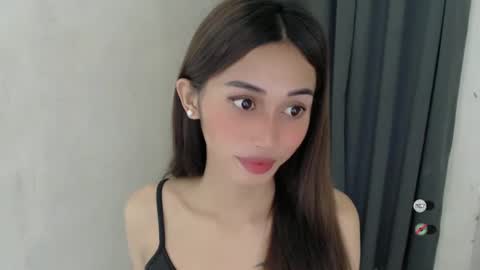 cutie_mitcha online show from March 9, 2025, 1:35 am