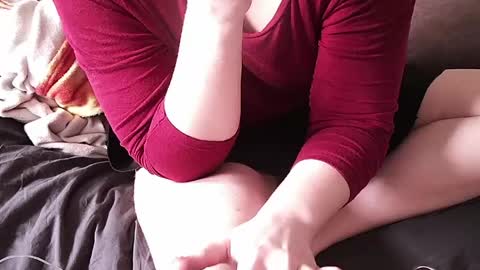 cutie_peach online show from April 26, 2026, 11:19 am