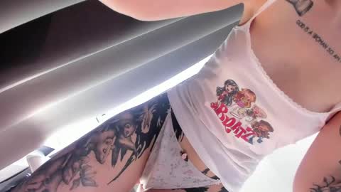 Snapshot of cutie_sensei chatting on May 5, 2026, 7:49 am Kira online show from May 5, 2026, 7:49 am