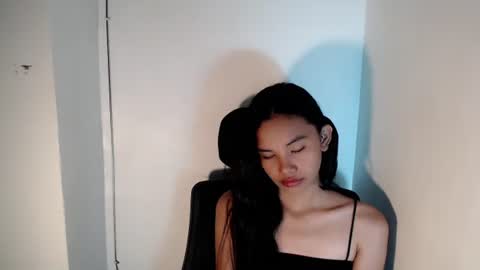 Snapshot of cutiee_lily2 chatting on June 10, 2026, 1:28 am cutiee_lily2 online show from June 10, 2026, 1:28 am