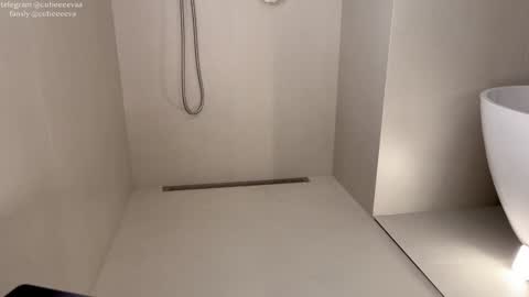 E online show from March 23, 2026, 2:32 pm