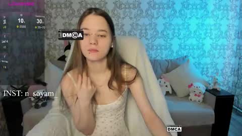 cutiekitty_cb online show from April 21, 2026, 11:51 pm