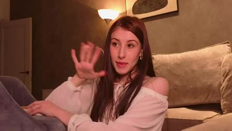 cutieleyla online show from May 16, 2026, 12:29 am