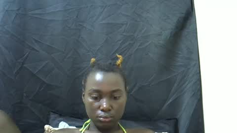 cuttey_slim22 online show from June 15, 2026, 9:33 am