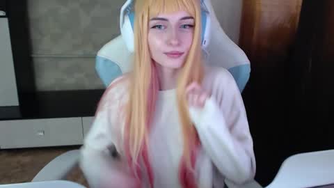 Snapshot of cutti_crystal chatting on February 17, 2026, 3:14 am Cutti Crystal online show from February 17, 2026, 3:14 am