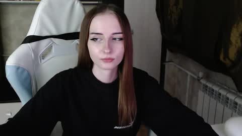 Snapshot of cutti_crystal chatting on February 24, 2026, 9:57 pm Cutti Crystal online show from February 24, 2026, 9:57 pm