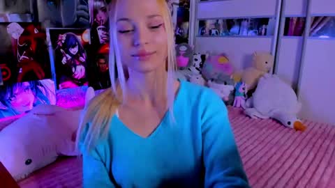 Snapshot of cuttie_ponyy chatting on April 16, 2026, 8:31 pm Nora online show from April 16, 2026, 8:31 pm