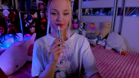 Snapshot of cuttie_ponyy chatting on April 30, 2026, 8:26 pm Nora online show from April 30, 2026, 8:26 pm