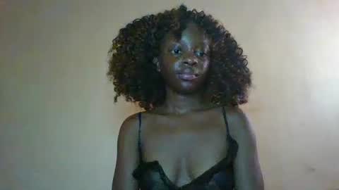 cutty_teshy online show from March 4, 2025, 9:07 am