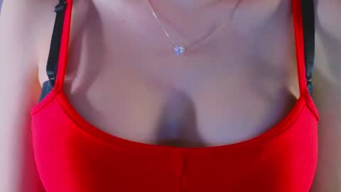 Kate online show from February 2, 2025, 10:28 pm