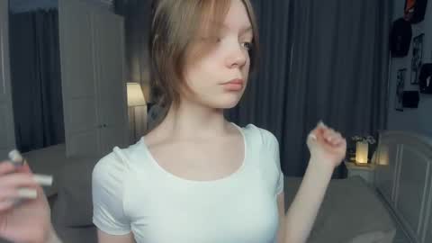 Snapshot of cuty_petite chatting on May 12, 2026, 5:48 am Anne online show from May 12, 2026, 5:48 am