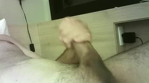 Snapshot of cv79brctba chatting on April 15, 2026, 2:18 am cv79brctba online show from April 15, 2026, 2:18 am