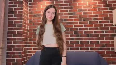Ashly online show from July 18, 2026, 7:06 pm