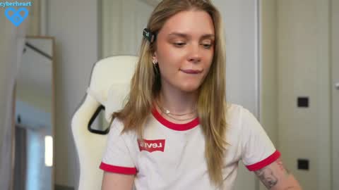EMILY online show from February 7, 2025, 2:15 pm