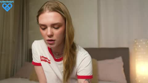 EMILY online show from February 7, 2025, 5:18 pm