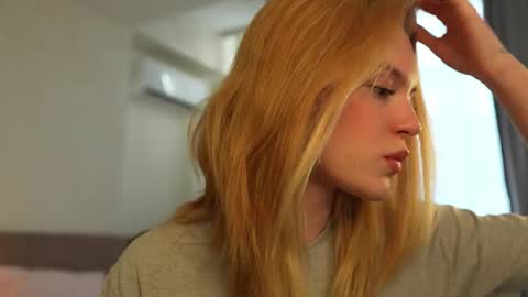 EMILY online show from October 2, 2025, 12:56 pm