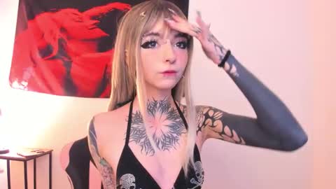 cel I am independent Help me reach 200 thumbs up uwu online show from February 3, 2026, 4:32 am