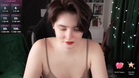 Helen Blossom online show from March 2, 2025, 11:42 pm