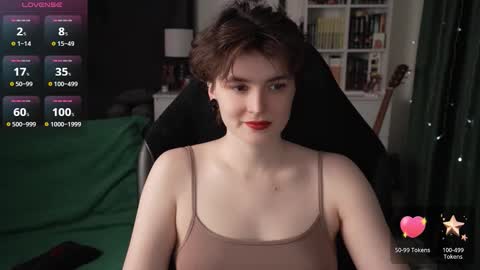 Helen Blossom online show from October 20, 2025, 8:42 pm