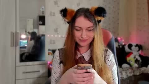 cyber princess online show from September 24, 2025, 4:21 pm