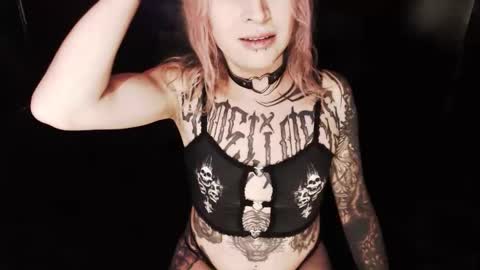 Nikki online show from October 26, 2025, 12:27 am