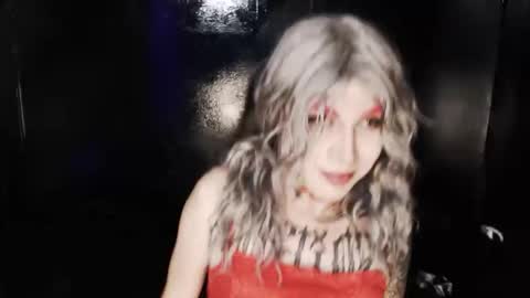 Nikki online show from May 15, 2026, 10:50 pm