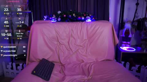 Lily Goddess online show from December 29, 2024, 9:17 am