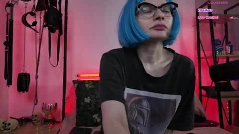 Lily Goddess online show from May 7, 2026, 6:08 am