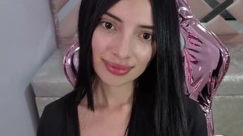 CINTIA ARAUJO online show from February 6, 2026, 3:11 am