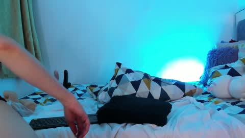 Snapshot of cynthiaa33 chatting on January 20, 2025, 3:15 am cynthiaa33 online show from January 20, 2025, 3:15 am