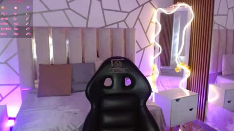 cyrus_tay online show from March 7, 2026, 2:58 pm