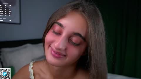 Snapshot of czamabech chatting on October 24, 2025, 1:03 am Isabella online show from October 24, 2025, 1:03 am