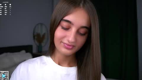 Snapshot of czamabech chatting on November 8, 2025, 1:06 am Isabella online show from November 8, 2025, 1:06 am