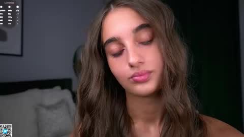 Snapshot of czamabech chatting on November 11, 2025, 12:54 am Isabella online show from November 11, 2025, 12:54 am