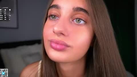 Snapshot of czamabech chatting on November 14, 2025, 1:04 am Isabella online show from November 14, 2025, 1:04 am