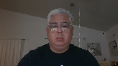 Snapshot of czar1974 chatting on January 16, 2026, 12:58 am czar1974 online show from January 16, 2026, 12:58 am