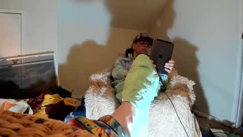 Andrew Thomas online show from November 25, 2025, 9:20 am