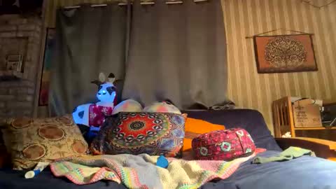 Andrew Thomas online show from November 28, 2025, 9:23 am