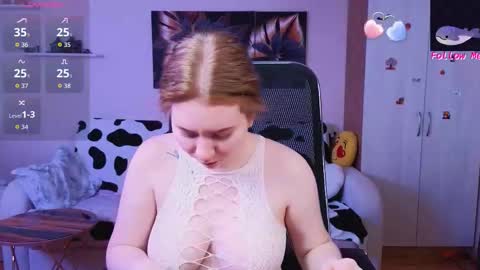 Snapshot of d0nna_ chatting on October 14, 2025, 7:09 am Donna online show from October 14, 2025, 7:09 am